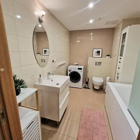 Spacious Near Downtown * Tallinn